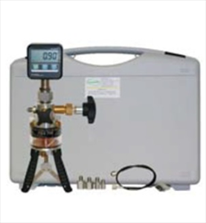 Bơm tạo áp, Thiết bị hiệu chuẩn áp suất Budenberg BG100-HC